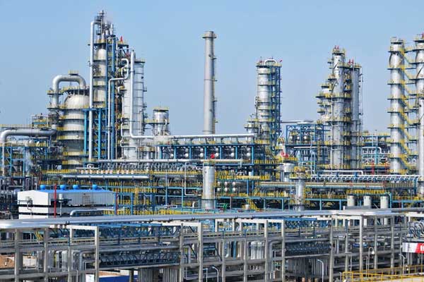 Top 5 Questions to Ask Before Outsourcing Industrial Steel Fabrication